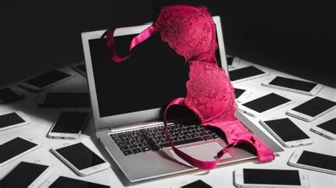 cybersexo|CIBERSEXO GRATIS